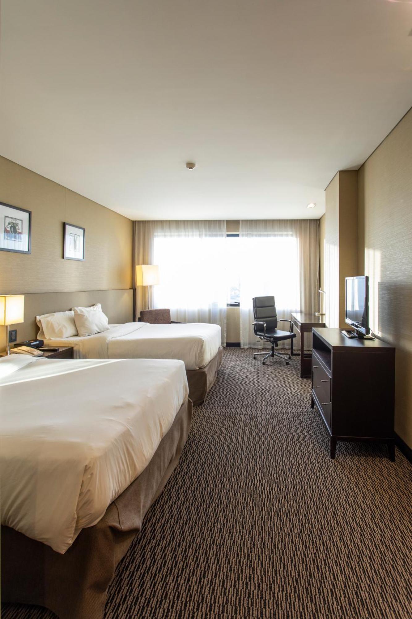 Hilton Garden Tucuman 4*