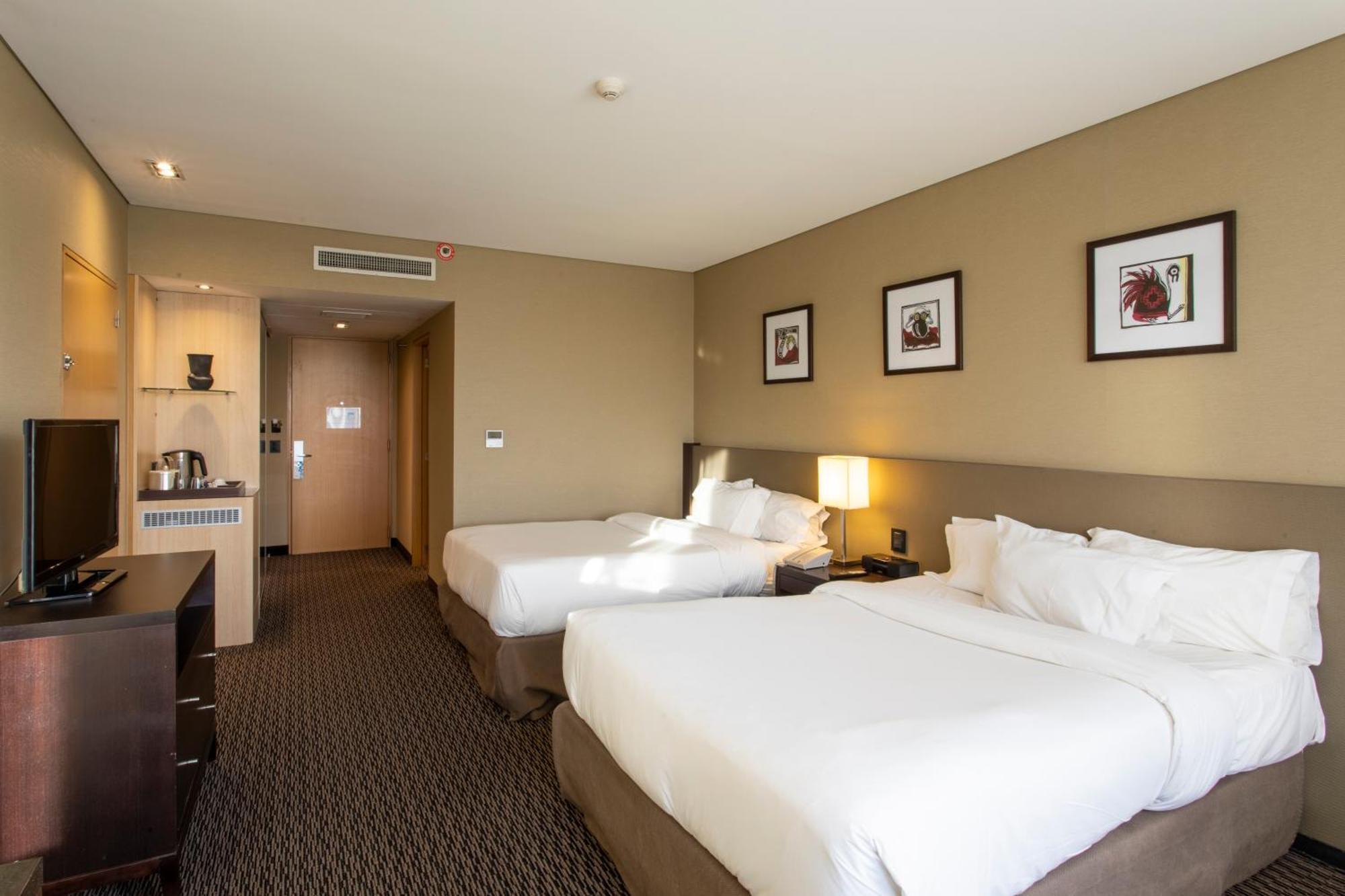 Hotel Hilton Garden Tucuman 4*